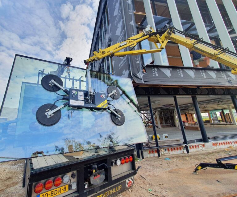 glaszuiger voor de gevelmontage